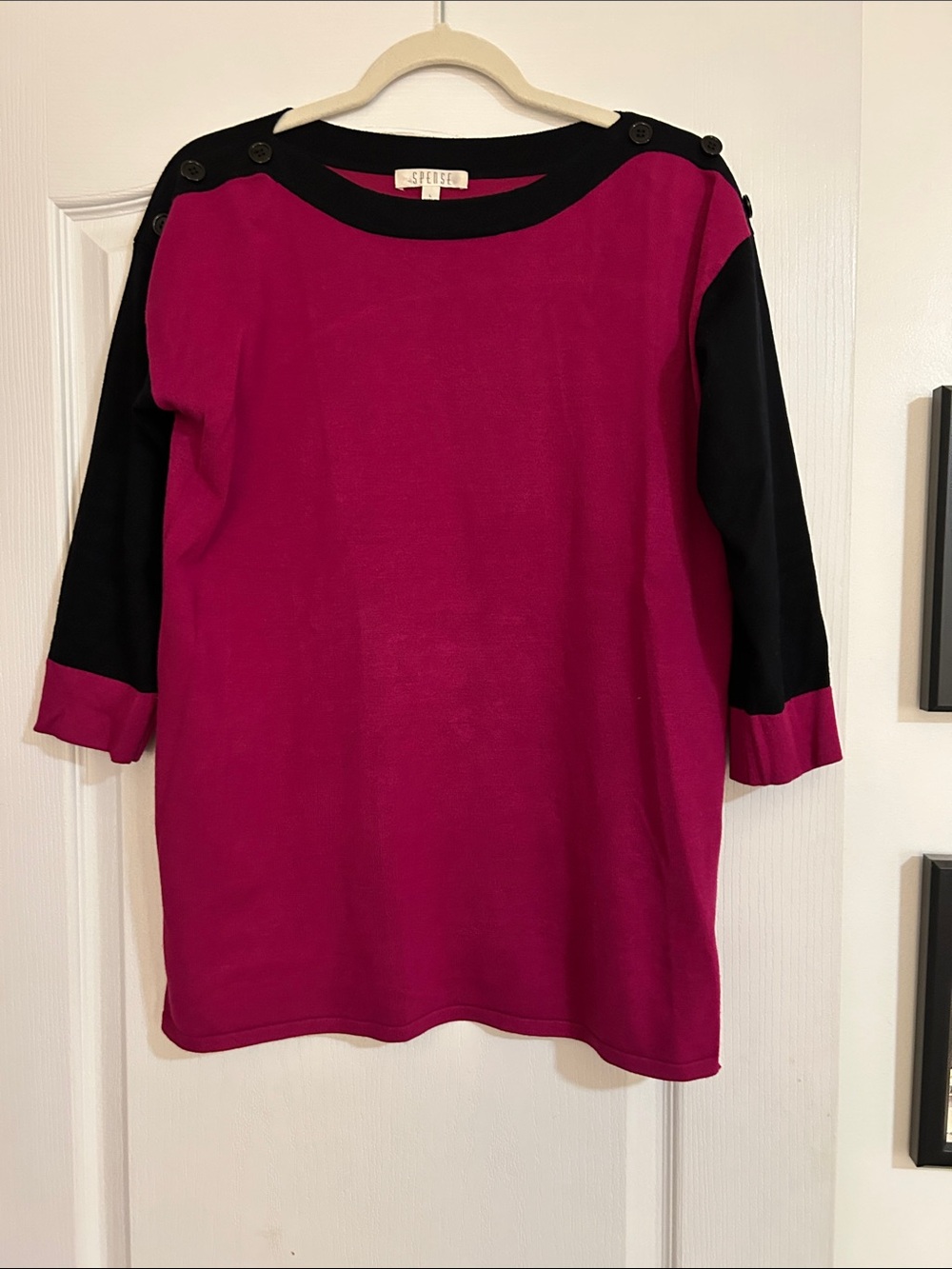 Spenser Jeremy Fuchsia and Black Button-Shoulder Knit Top